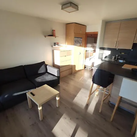 Studio For 4 Near Lift *
